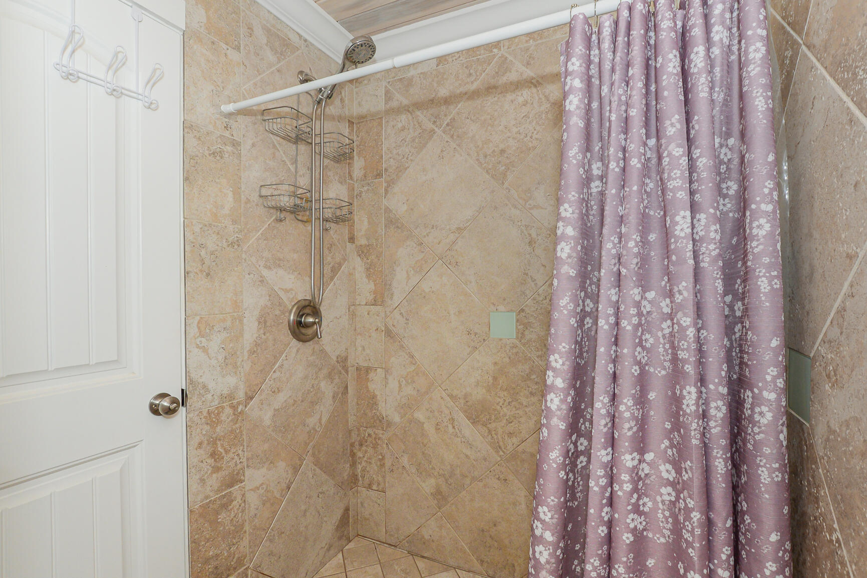 207 SW Bridgeport Drive