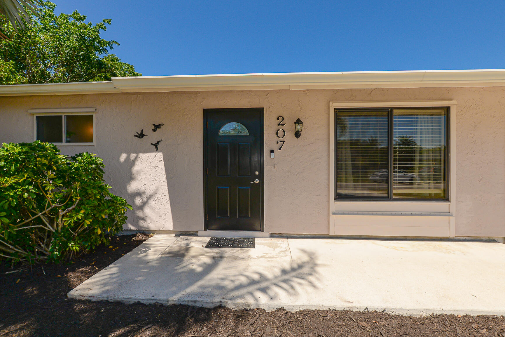 207 SW Bridgeport Drive