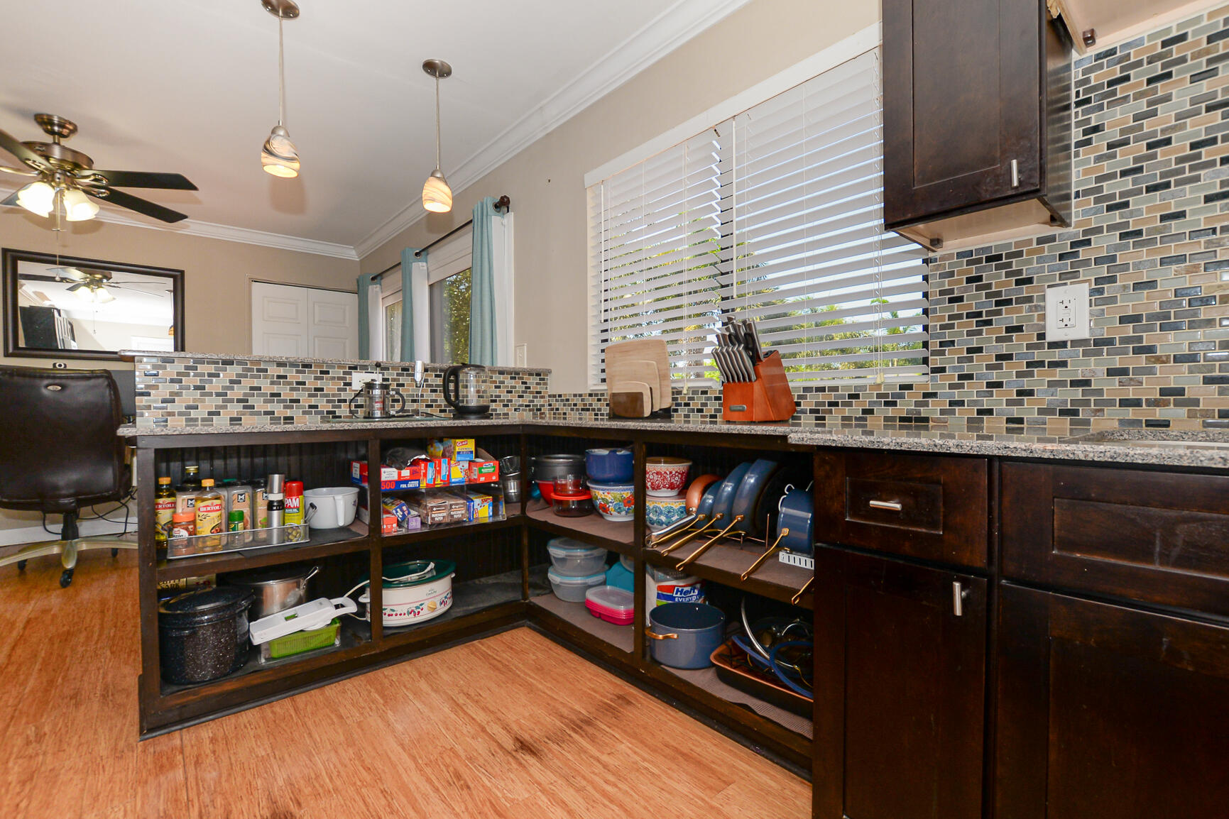 207 SW Bridgeport Drive