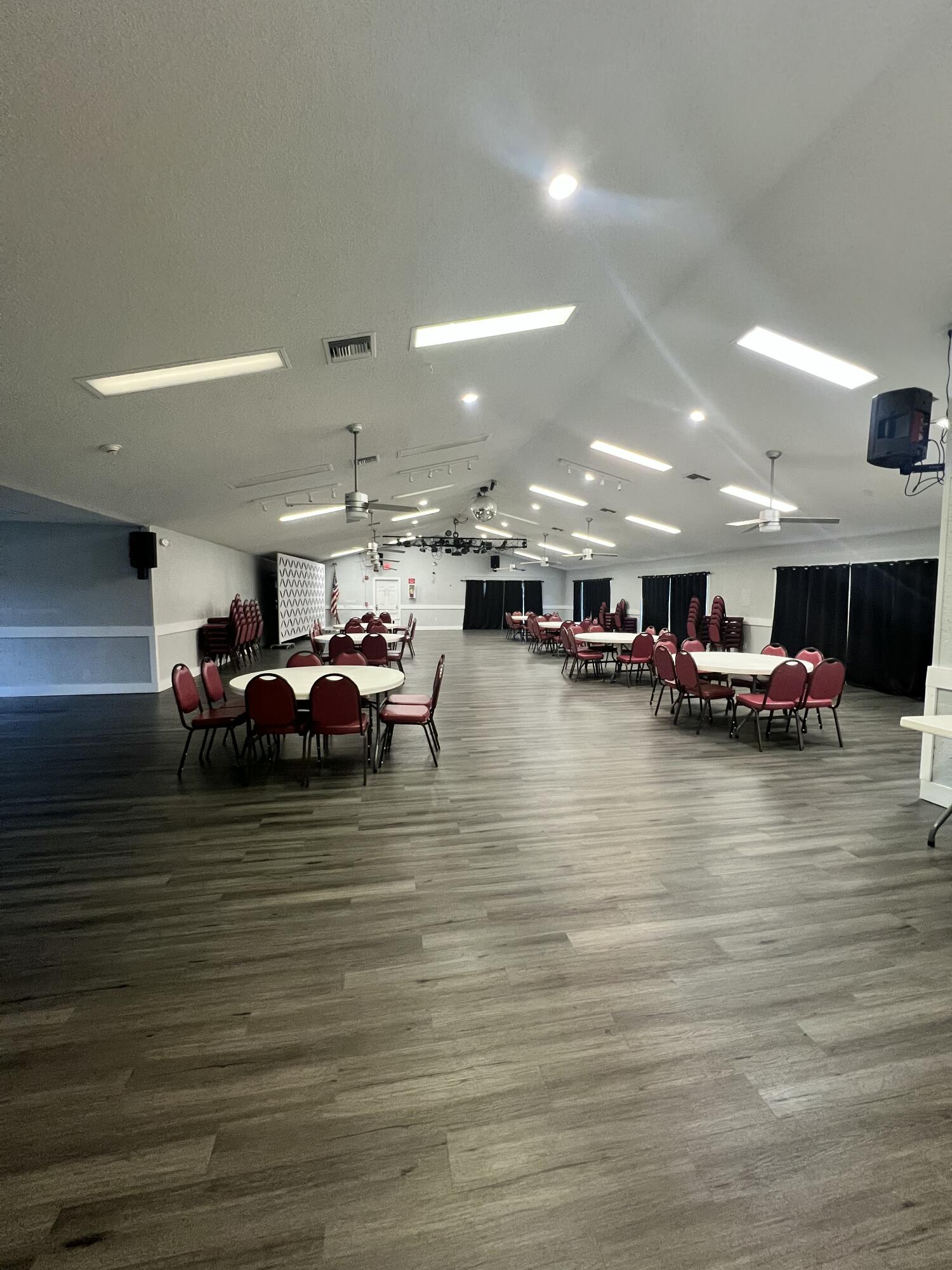 207 SW Bridgeport Drive