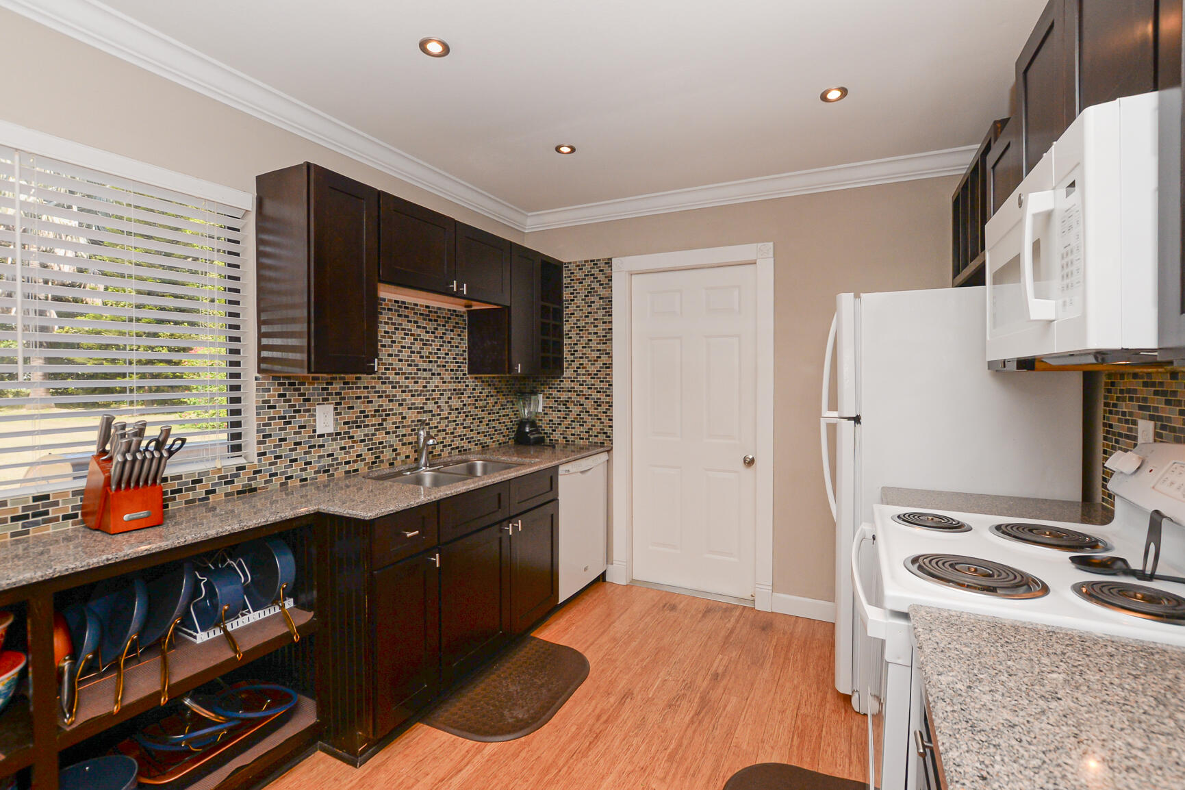 207 SW Bridgeport Drive