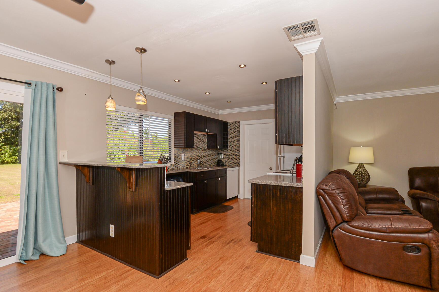 207 SW Bridgeport Drive