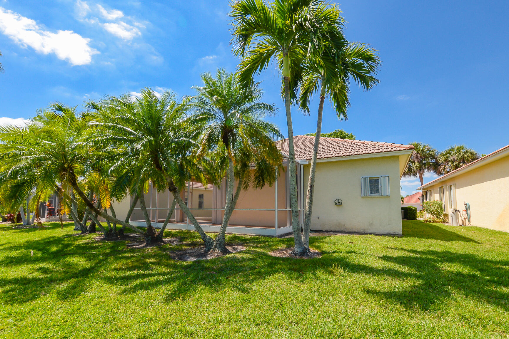 600 NW Lambrusco Drive