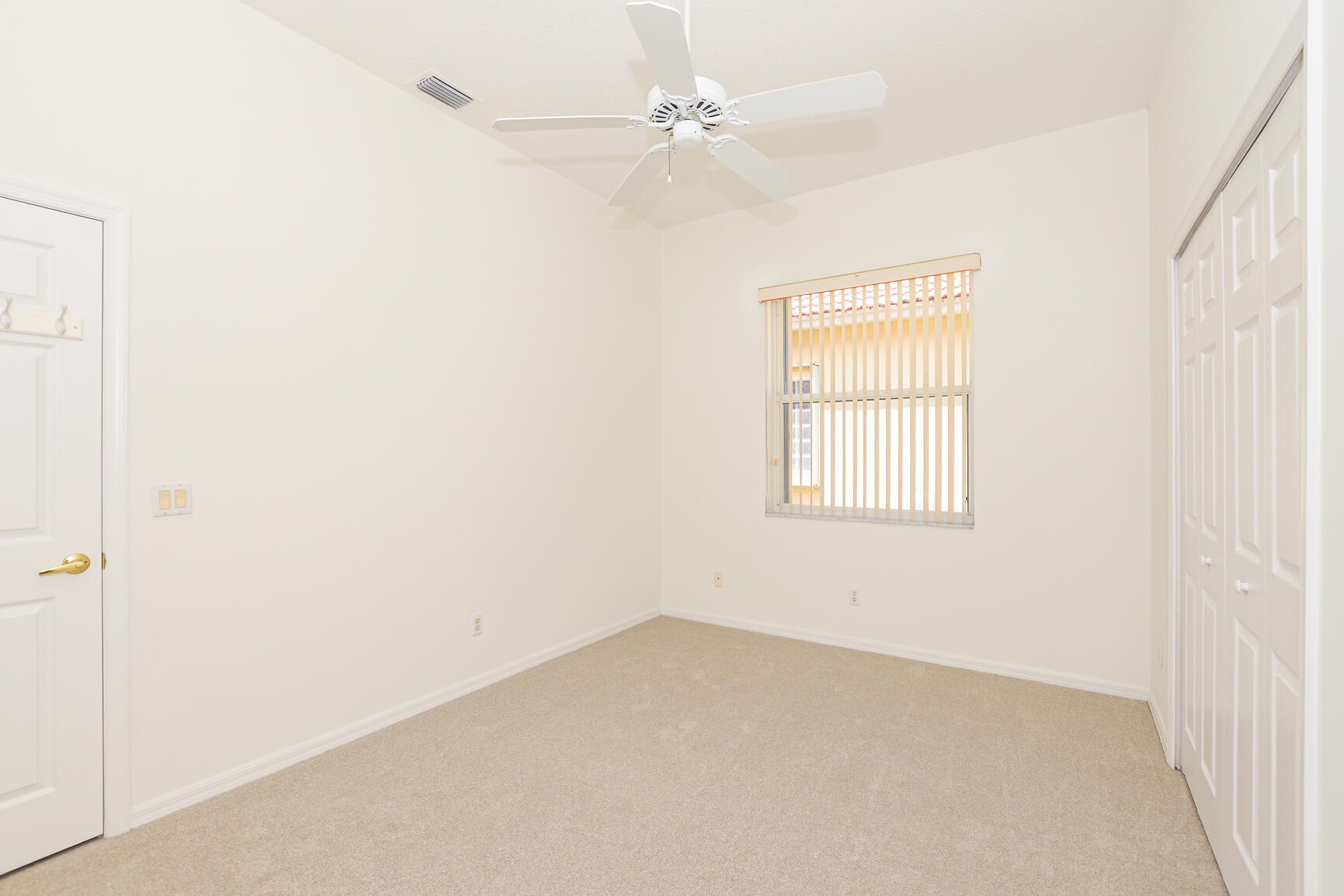 600 NW Lambrusco Drive