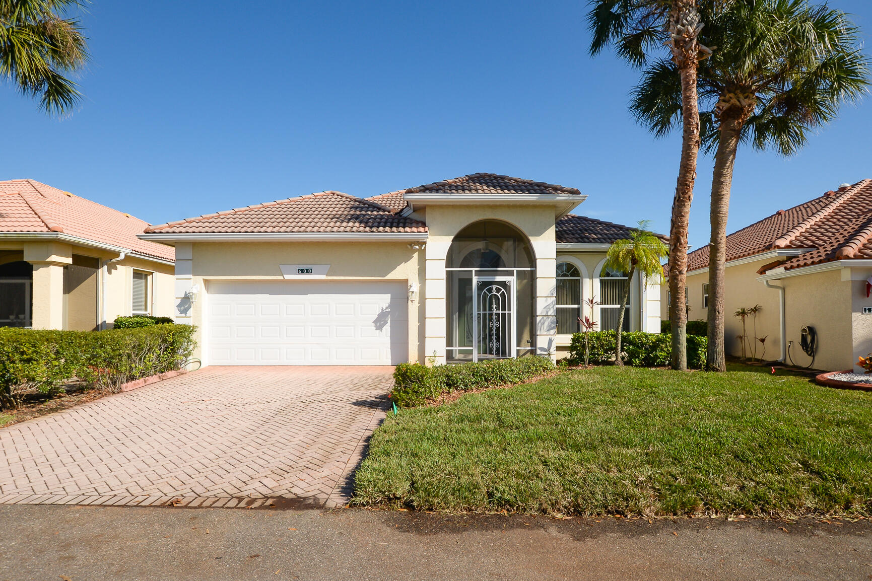 600 NW Lambrusco Drive