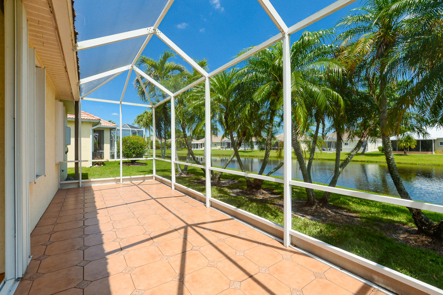 600 NW Lambrusco Drive