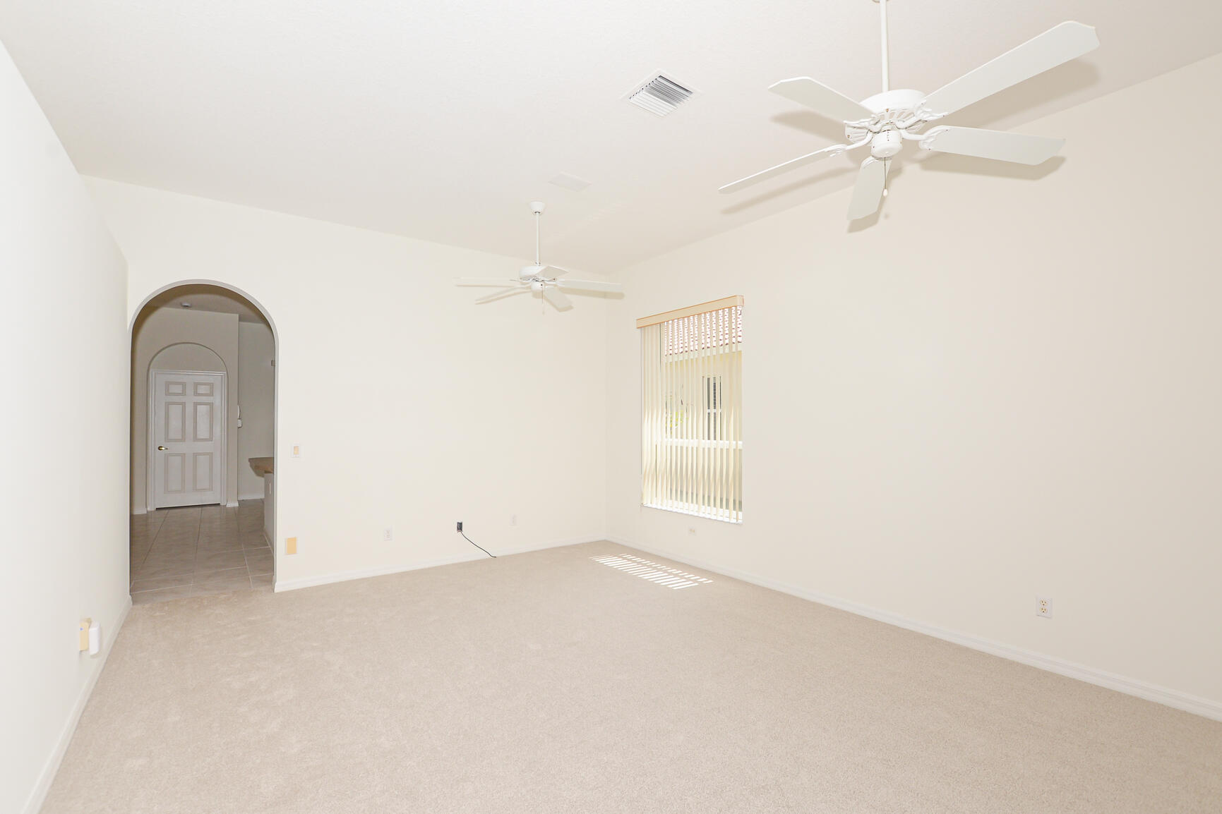 600 NW Lambrusco Drive