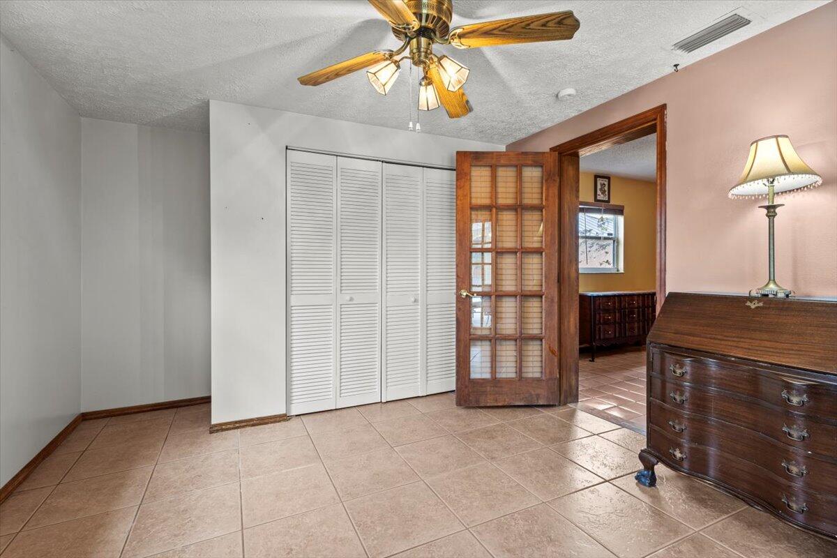286 NE Granduer Avenue