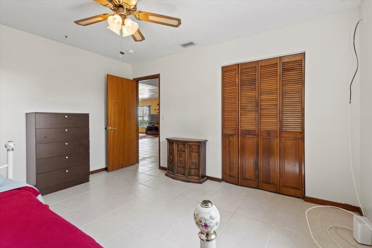 286 NE Granduer Avenue