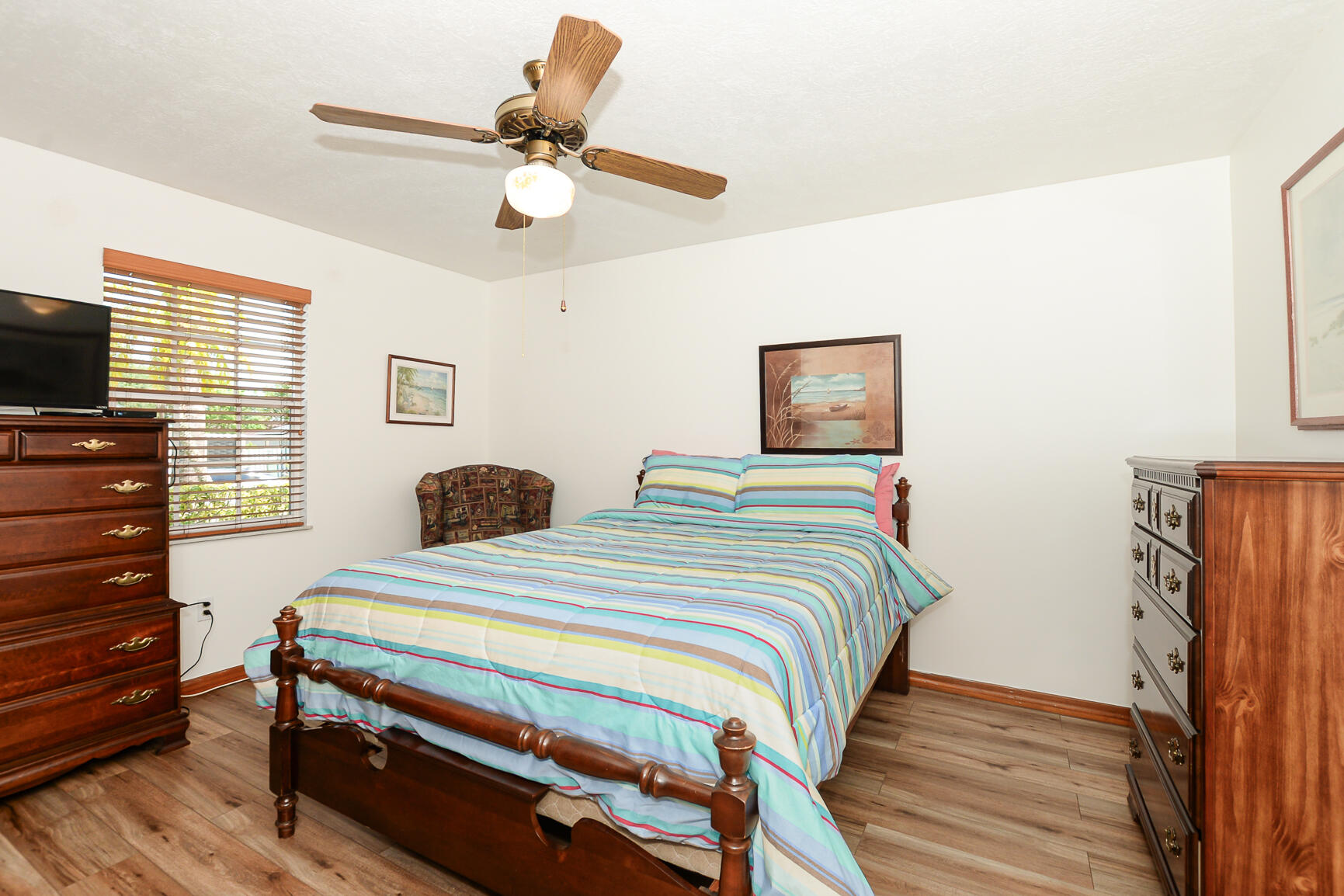 102 NE Surfside Avenue