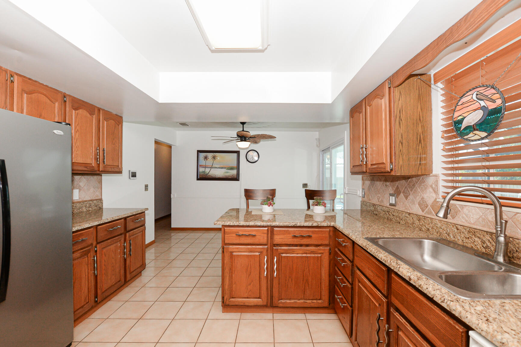 102 NE Surfside Avenue