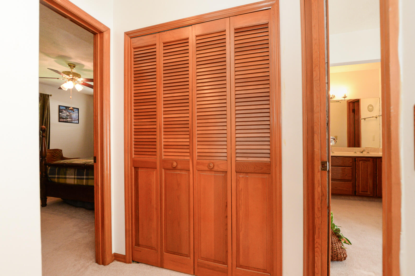 102 NE Surfside Avenue