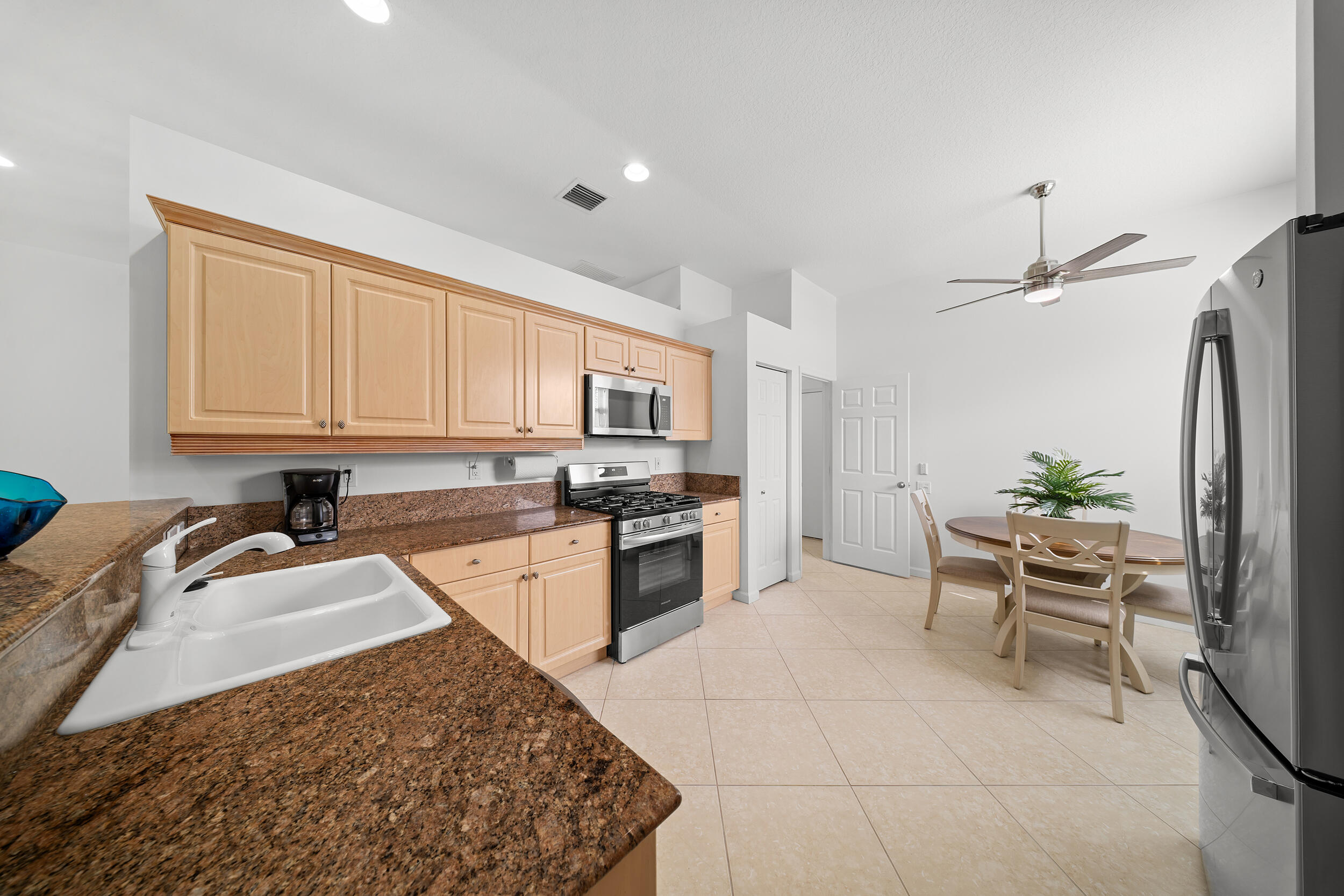 296 NW Toscane Trail