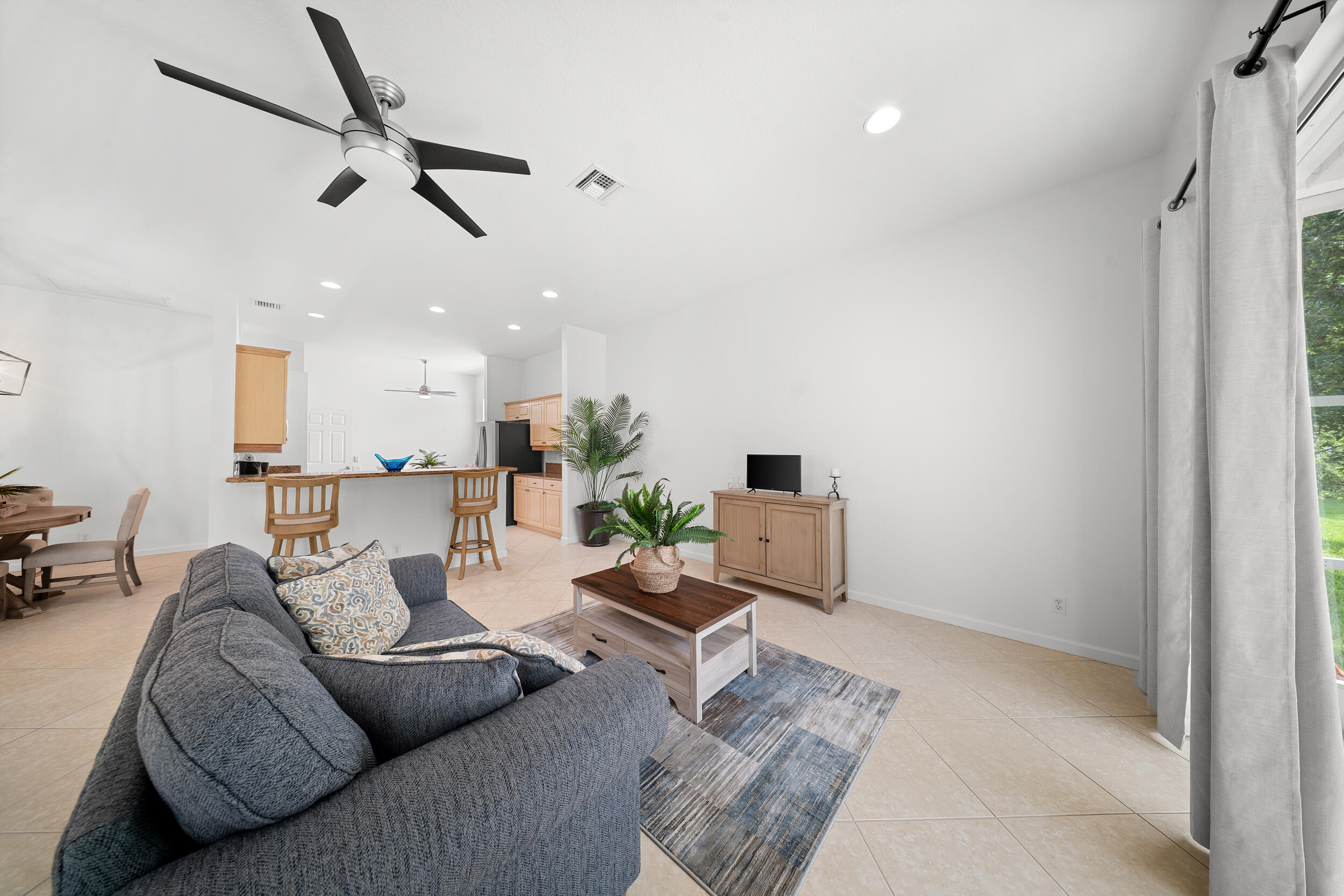 296 NW Toscane Trail