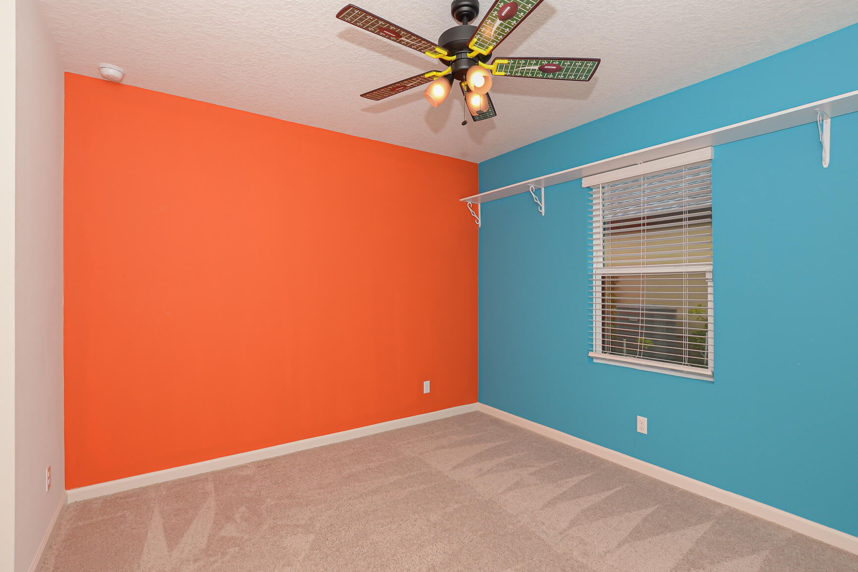 6326 NW Northwood Loop