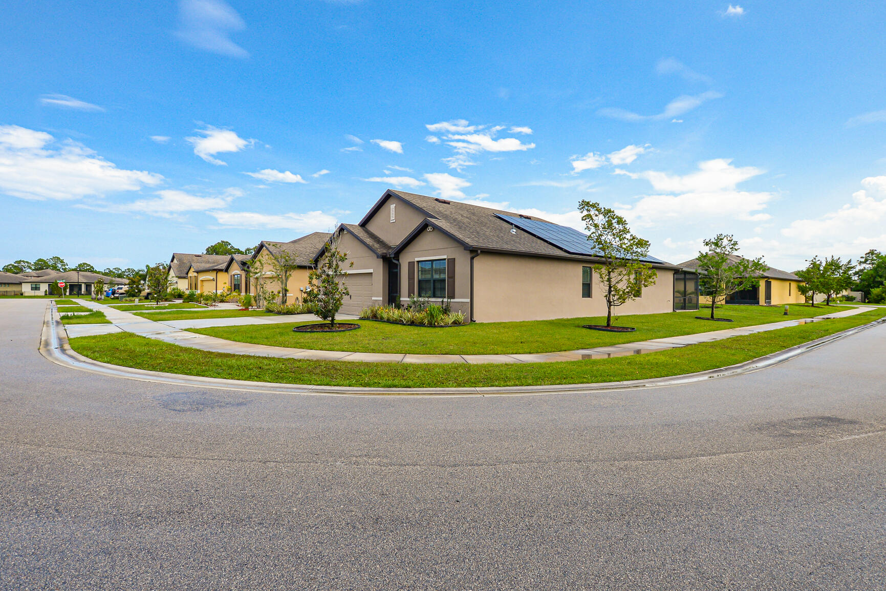 6326 NW Northwood Loop