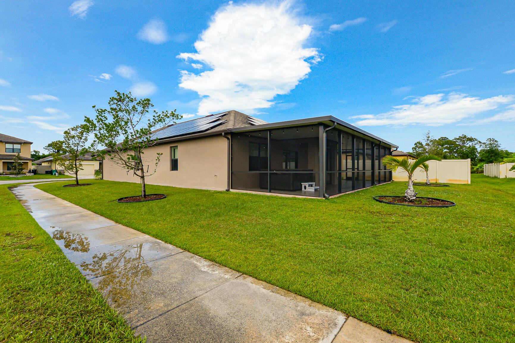 6326 NW Northwood Loop