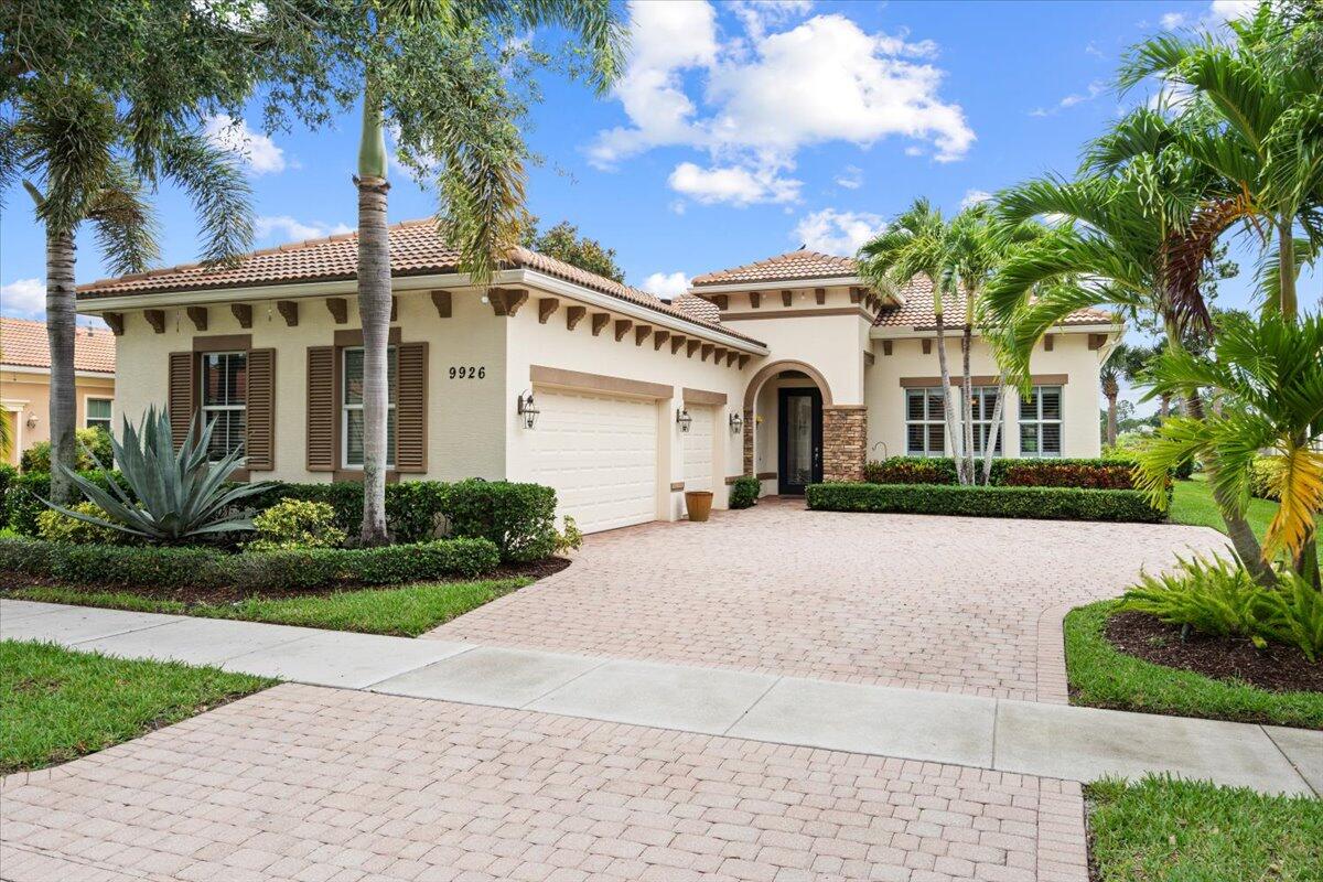 9926 SW Nuova Way