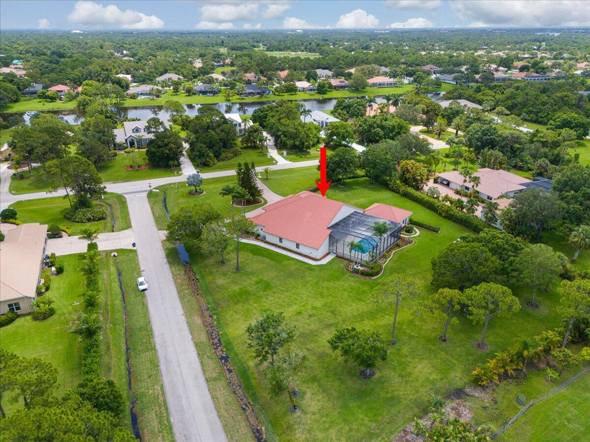 7916 Saddlebrook Drive