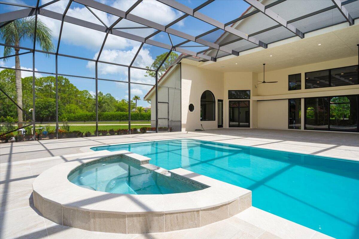 7916 Saddlebrook Drive