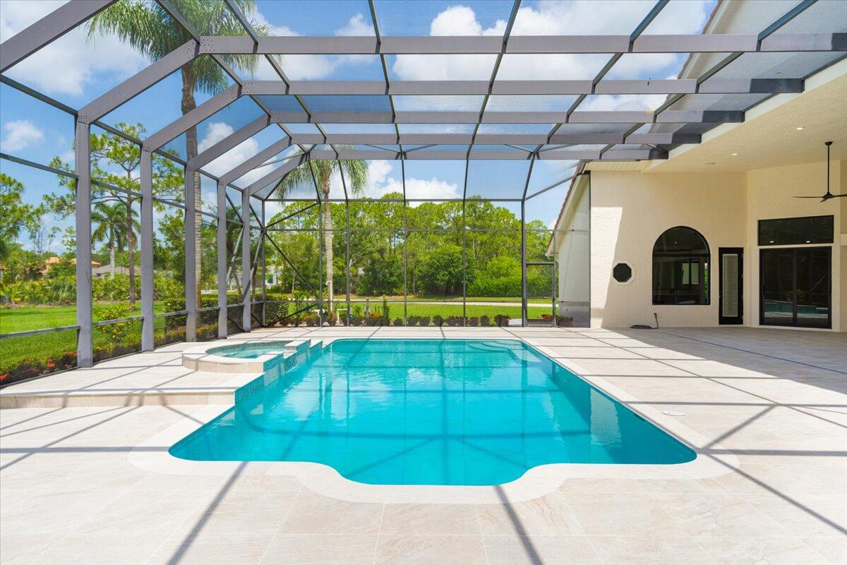 7916 Saddlebrook Drive