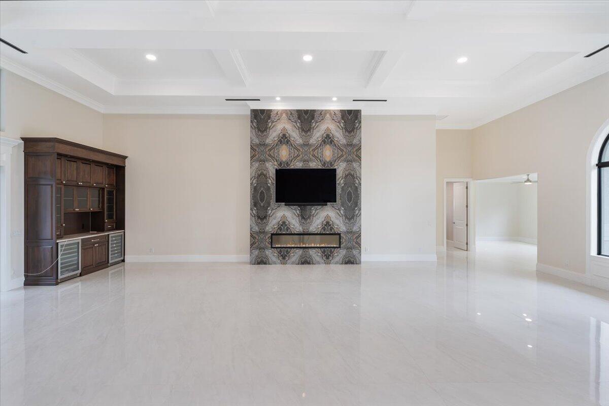 7916 Saddlebrook Drive