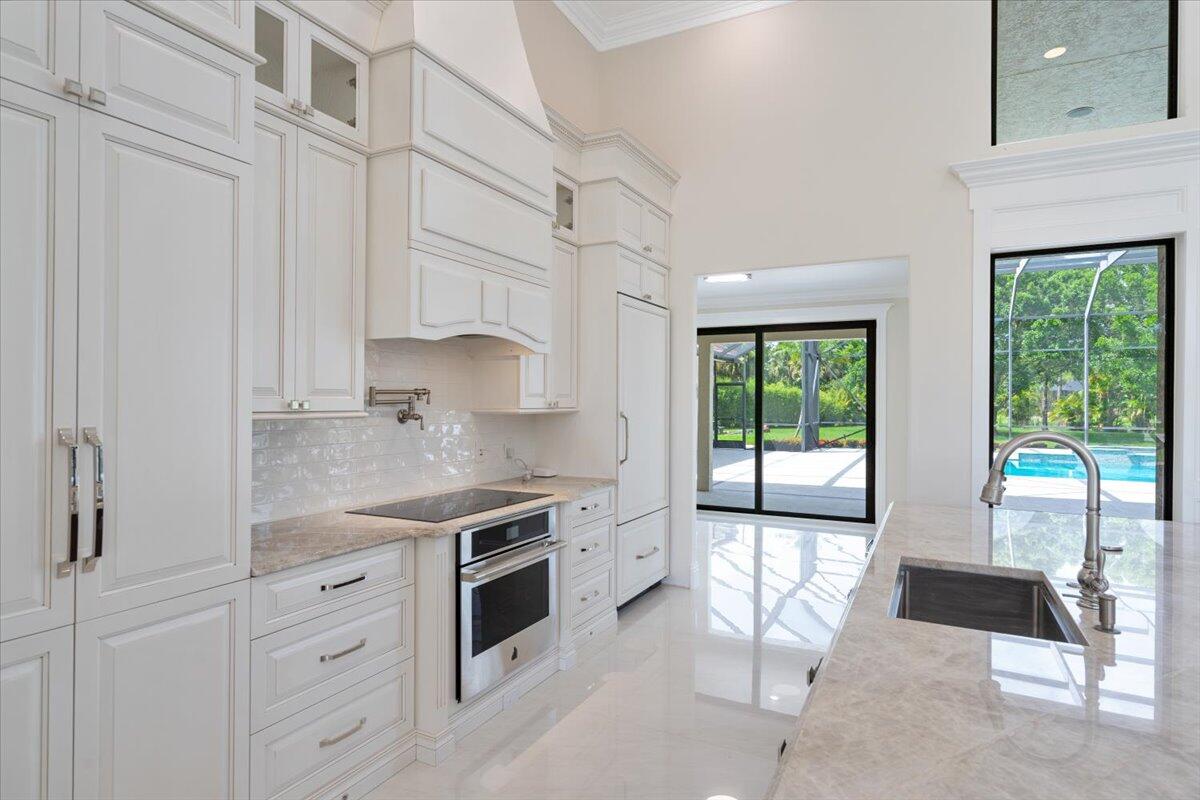 7916 Saddlebrook Drive