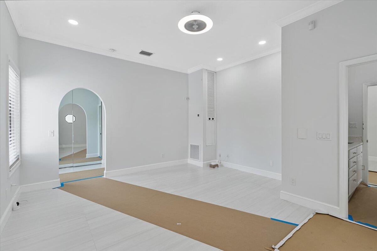 7916 Saddlebrook Drive