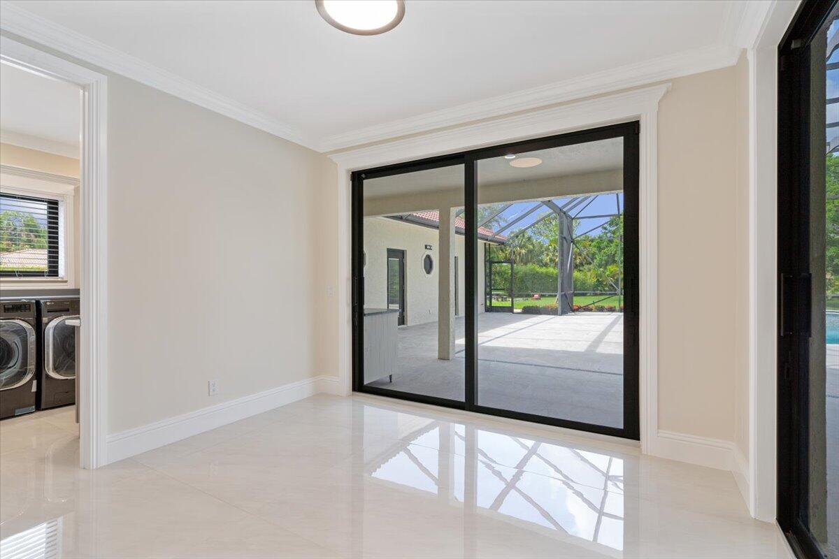 7916 Saddlebrook Drive