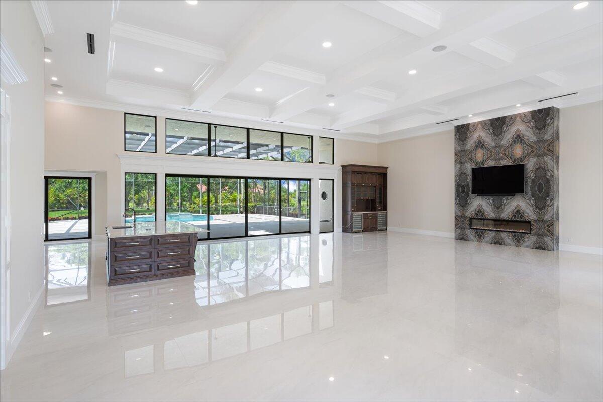 7916 Saddlebrook Drive