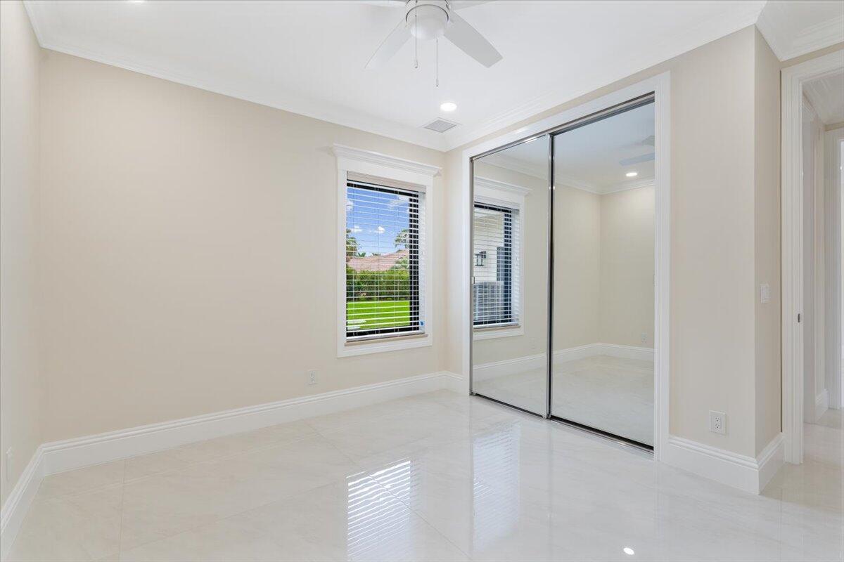 7916 Saddlebrook Drive