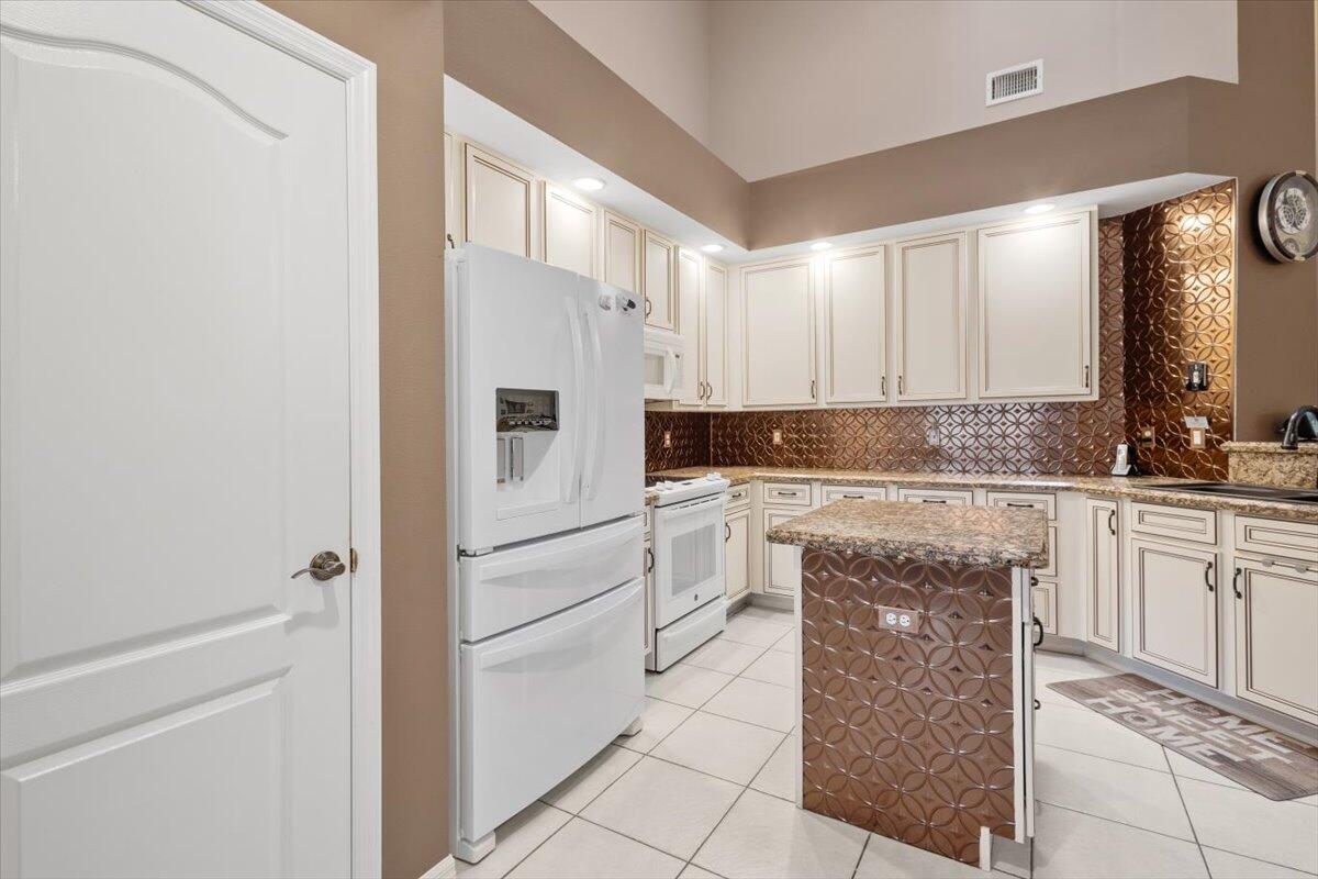 1634 SW Harbour Isles Circle 89