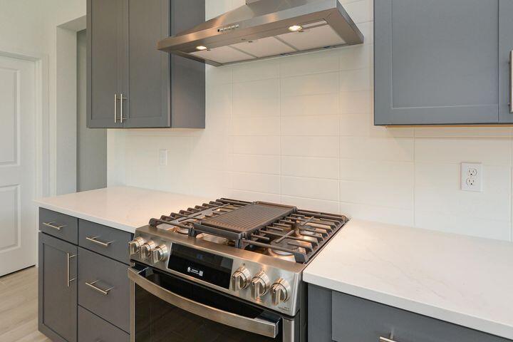 10307 Dreamweaver Road