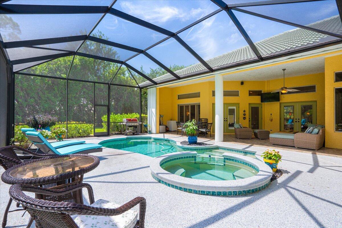 11000 Pine Creek Lane