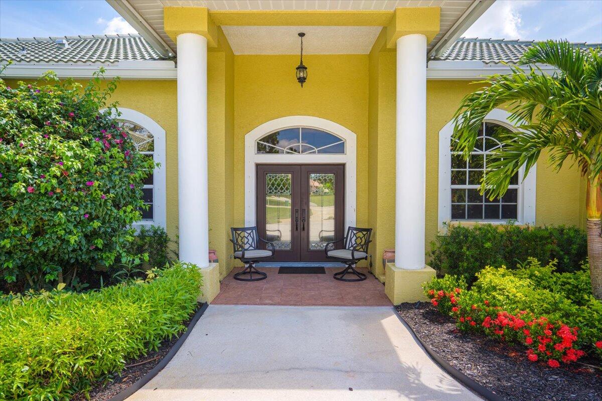 11000 Pine Creek Lane