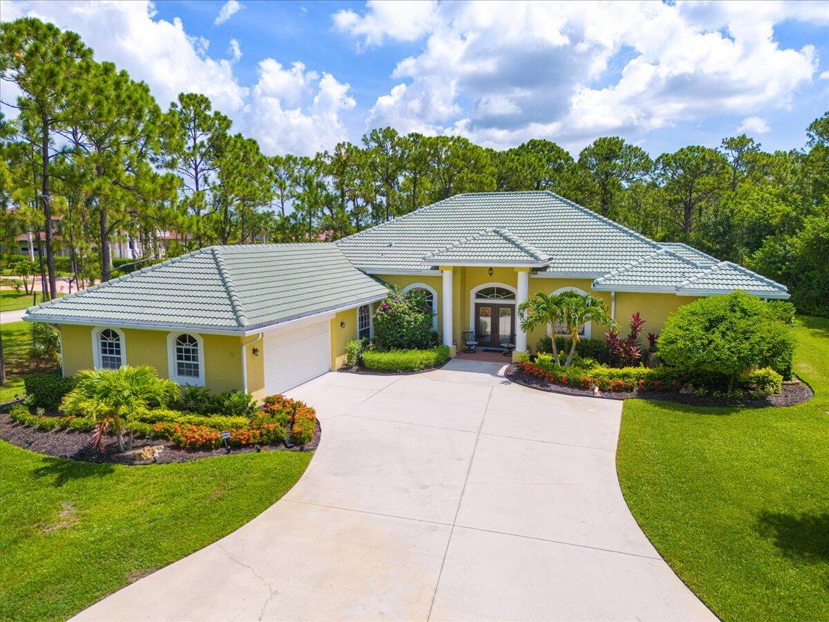 11000 Pine Creek Lane
