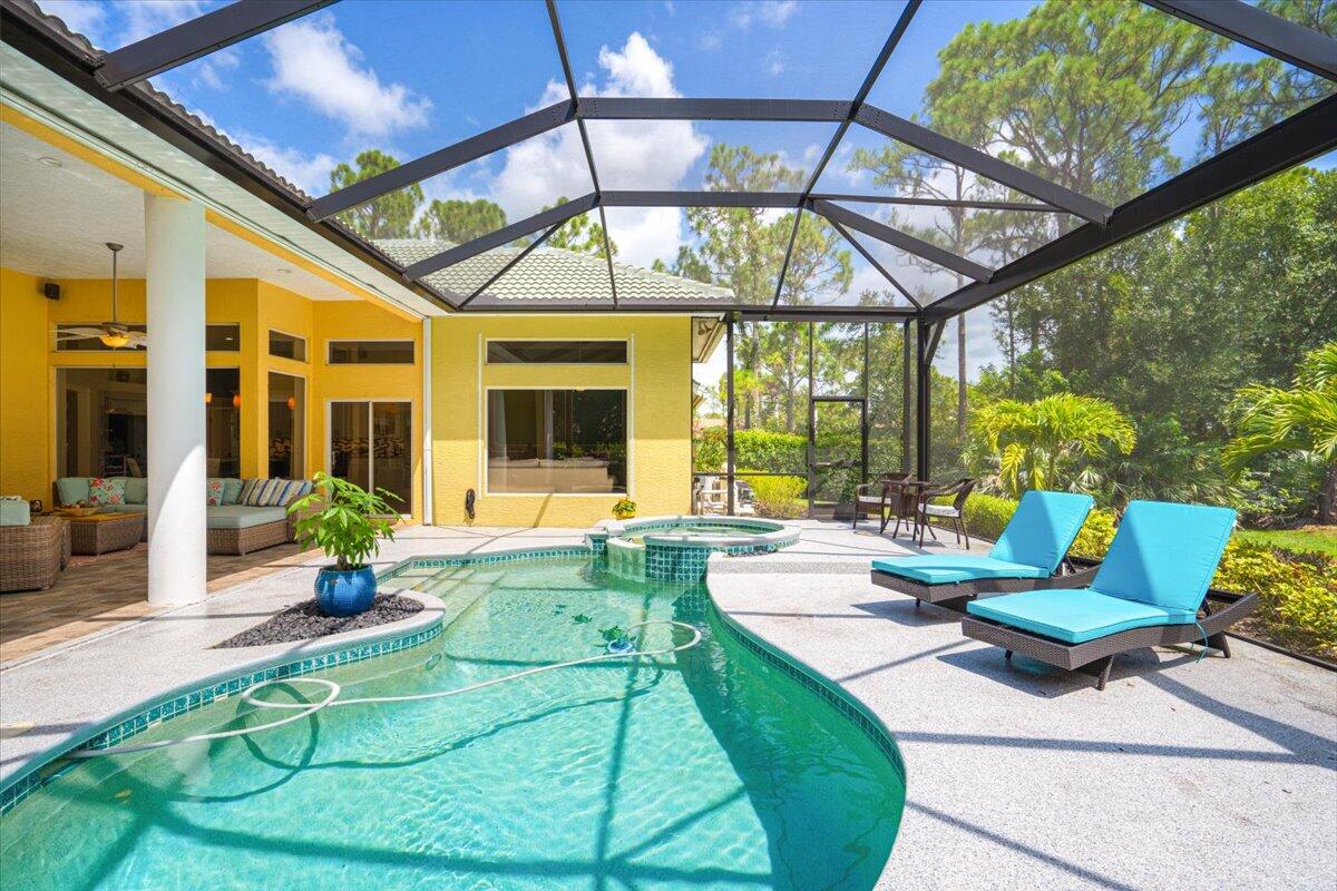 11000 Pine Creek Lane