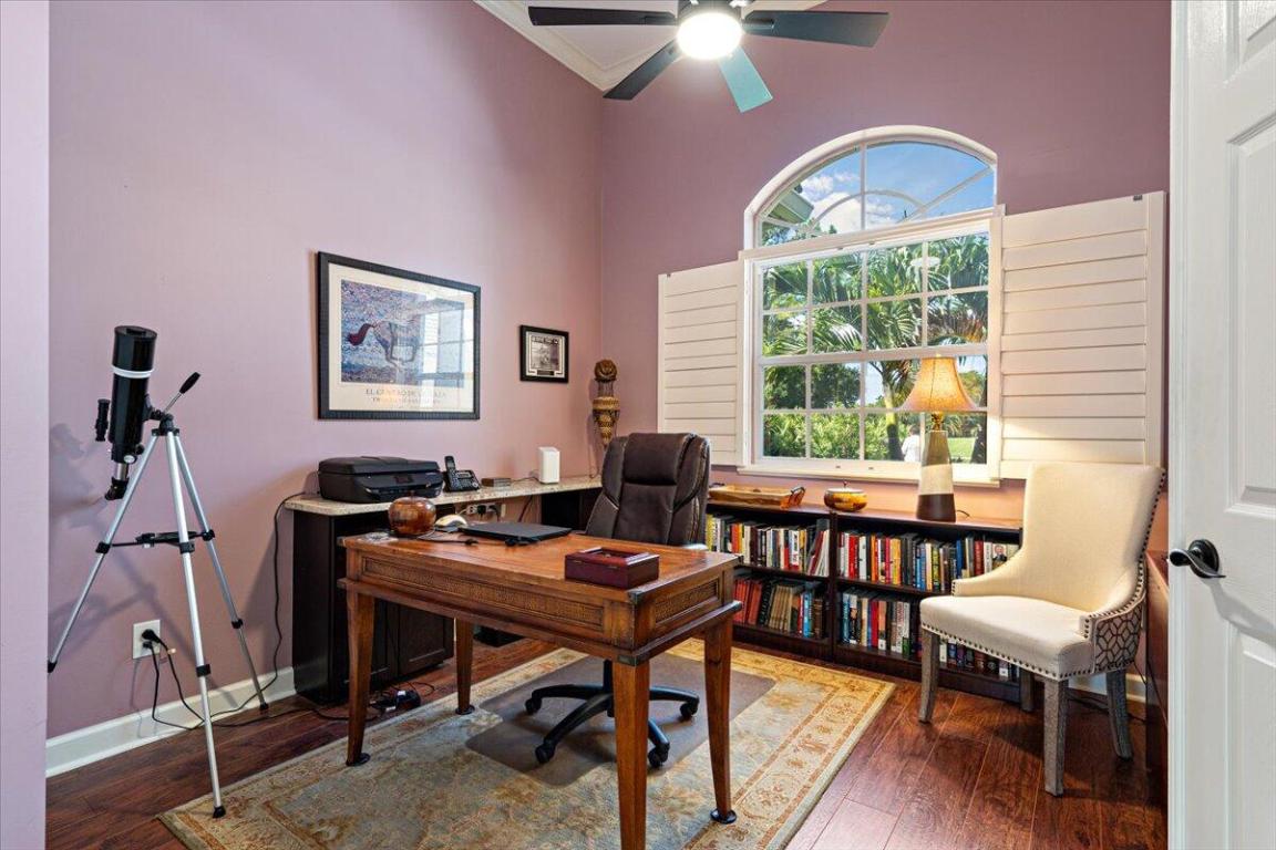 11000 Pine Creek Lane