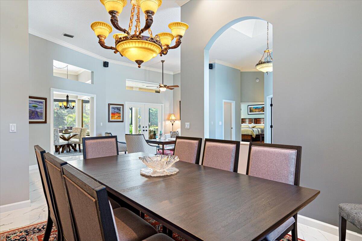 11000 Pine Creek Lane