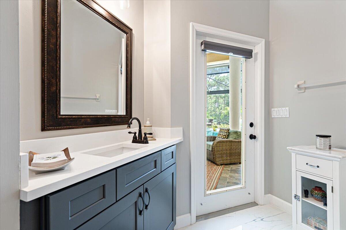 11000 Pine Creek Lane