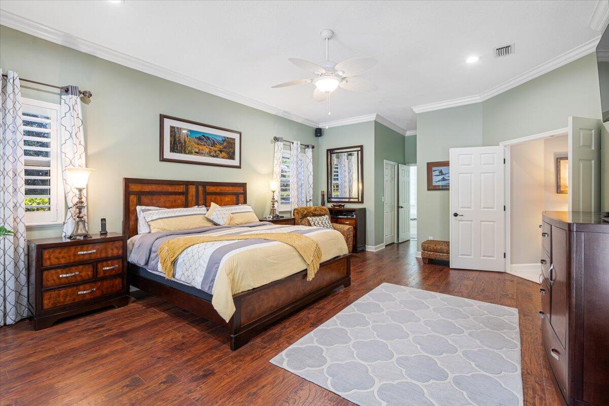 11000 Pine Creek Lane