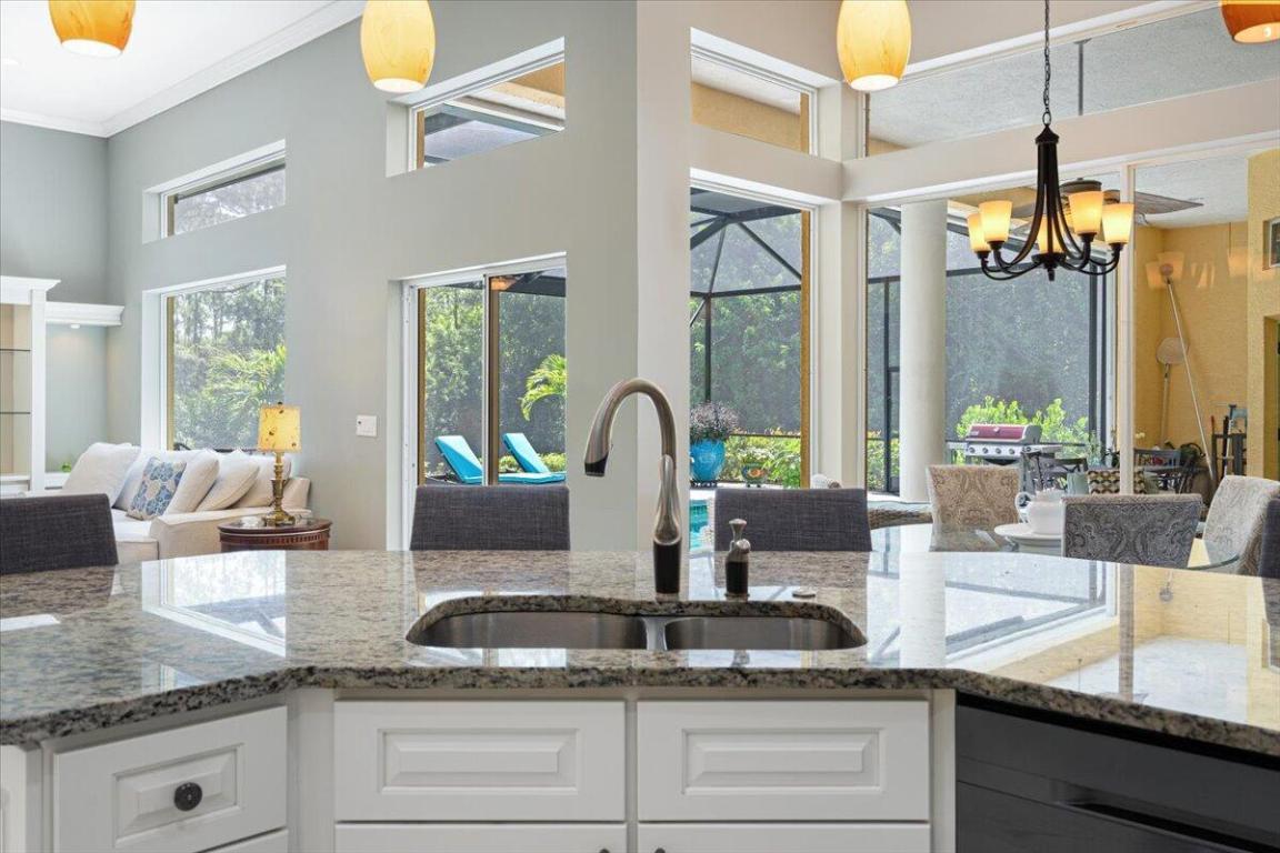 11000 Pine Creek Lane