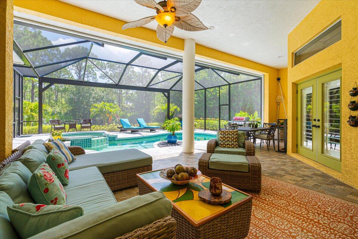 11000 Pine Creek Lane