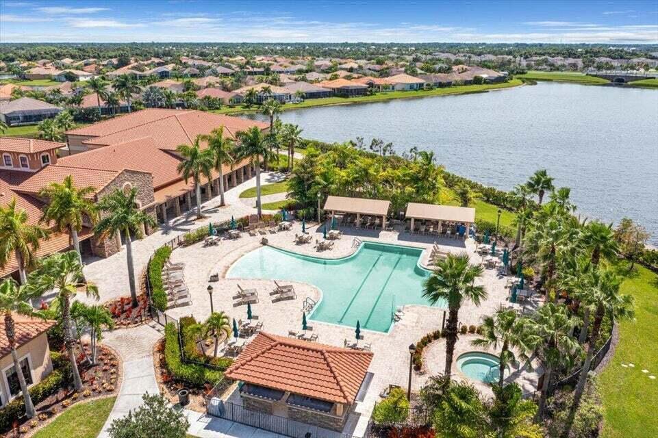 10354 SW Ligustrum Drive