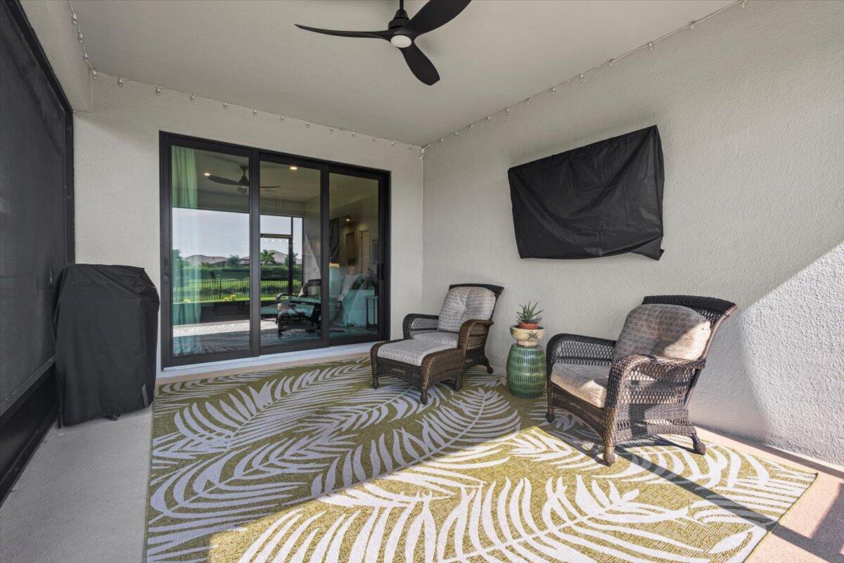 10027 SW Santini Road