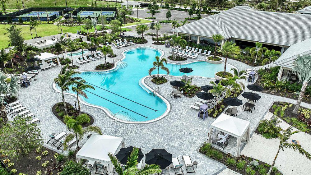 10027 SW Santini Road