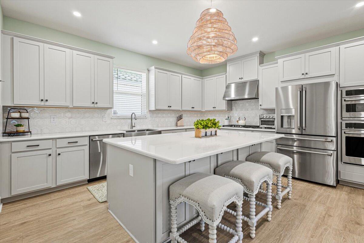 10027 SW Santini Road