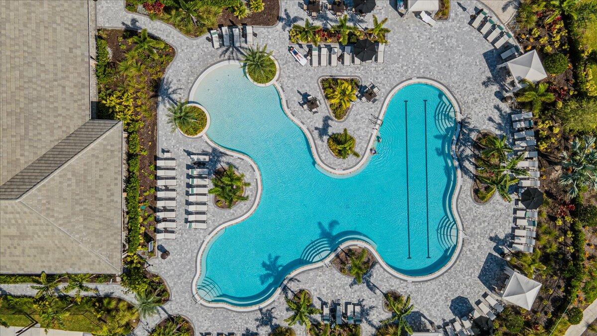 10027 SW Santini Road