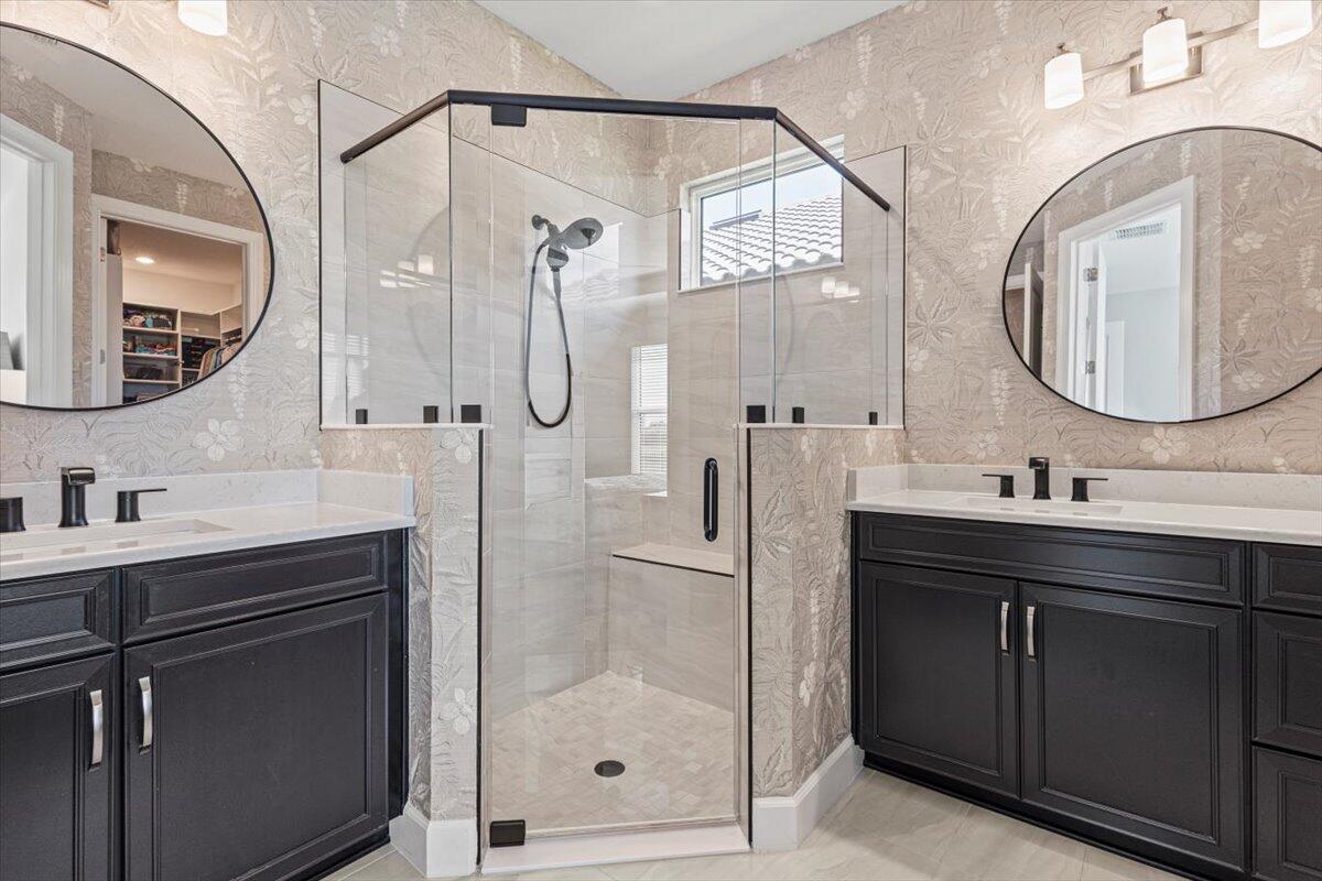 10027 SW Santini Road