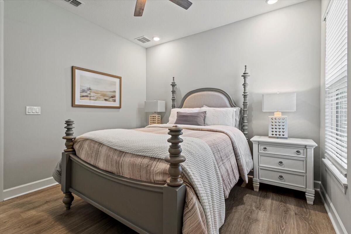 10027 SW Santini Road